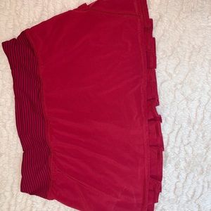 Lululemon size 6 skirt!